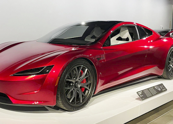 0-60mph 只要 1.1 秒！特斯拉 Roadster SpaceX 套件強大動力規格揭露