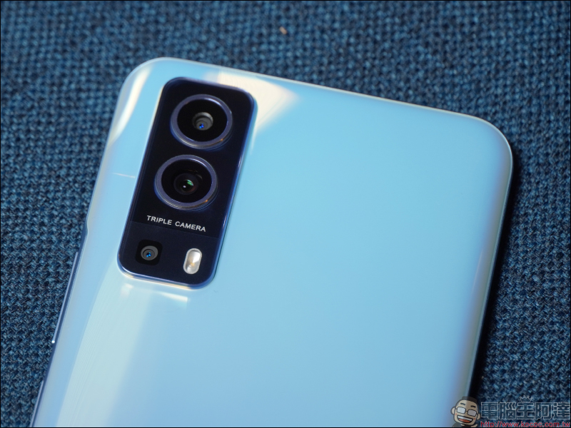 vivo Y52 5G 開箱動手玩｜4800 萬像素相機、5G 雙卡雙待、5000mAh 大電量超持久續航的生活影像玩家 - 電腦王阿達