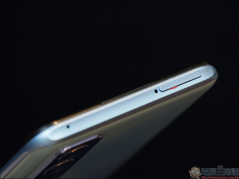 vivo Y52 5G 開箱動手玩｜4800 萬像素相機、5G 雙卡雙待、5000mAh 大電量超持久續航的生活影像玩家 - 電腦王阿達