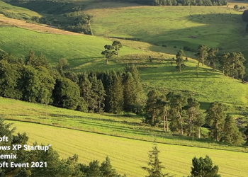 微軟用「11」分整的開機音樂暖場「11」點的發表會，應該就是 Windows 11 啦！