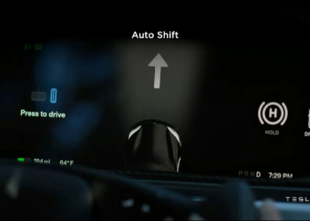 特斯拉 Model S 官方教學影片釋出：全新駕駛介面、Yoke 方向盤操作一次搞懂！（同場加映：Model S Plaid 簡單粗暴的起步加速實錄）