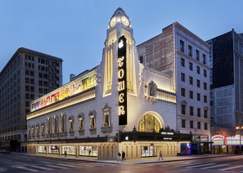 Apple Store 進駐近百年歷史老劇院，保留經典元素翻新灌注新生命