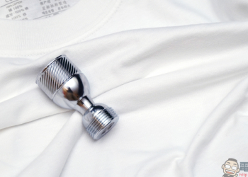 SAWAWA 淨衣專家「洗衣機專用微米氣泡產生器」動手玩｜ 100 億個微米氣泡、安裝容易，髒衣還原神器！