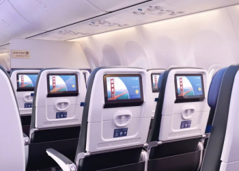 不用委屈自己用機上品質普通的耳機了，聯合航空新機加入藍牙耳機支援