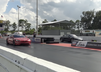 華麗復仇！Model S Plaid 在 1/4 英里直線挑戰高階版 Taycan Turbo S