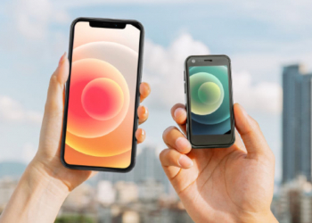 號稱全球最小智慧型手機 Mony Mint 開放募資：早鳥價約 2,754 元，機身小巧大概是它唯一優點