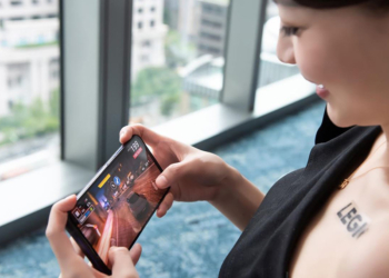 Lenovo 新一代電競手機 Legion Phone Duel 2 在台推出，帶來更生動的聲光娛樂