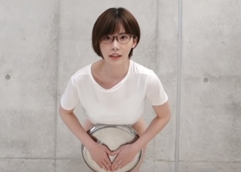 《AKIRA100%》裸藝表演 高梨瑞樹、深田詠美相繼挑戰