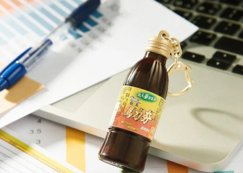 會講「不讓你睡」的白馬馬力夯3D造型悠遊卡 18日momo購物網開放預購