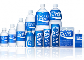 日本網友表示「寶礦力水得」罐裝和瓶裝喝起來味道不一樣，鋁罐裝的比較好喝？原來配方真的有差