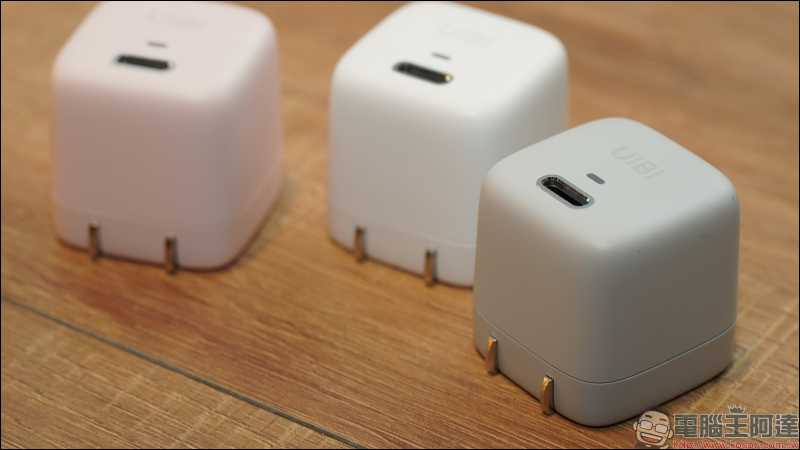 iPhone 13 快充必備！ Allite 系列與 UIBI 系列快速充電器開箱 - 電腦王阿達