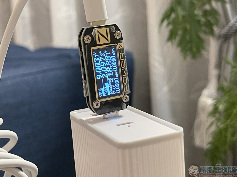 iPhone 13 快充必備！ Allite 系列與 UIBI 系列快速充電器開箱 - 電腦王阿達
