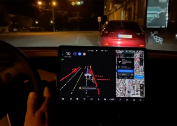 FSD Beta 沒有高精確地圖幫忙會有多慘？有人在烏克蘭實測了（影片）