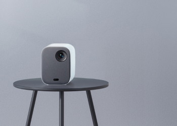 小米智慧投影機 2 正式發表：FHD 解析度、搭載 Android TV 系統、支持多角度自動梯形校正和自動對焦