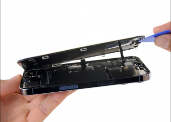 iPhone 13 Pro iFixit 快速拆解，揭示內部大容量電池和更強大的相機陣列