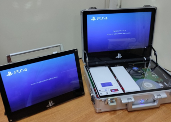 曾將 PS4 改造攜帶型的日本網友，最近分享超輕量進化版，重量大減 50% 以上 - 電腦王阿達