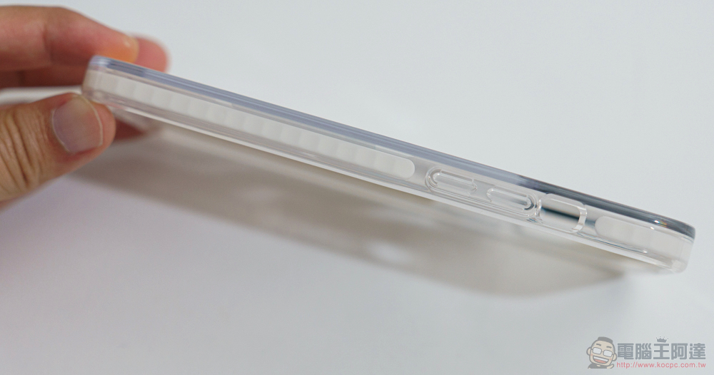 啟動 iPhone 13 系列「強悍級模式」，CASETiFY 防摔殼開箱體驗 - 電腦王阿達