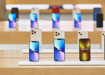 iPhone 13 Pro 和 iPhone 13 Pro Max 對應各瓦數原廠充電器進行充電評測，數據一次看得夠