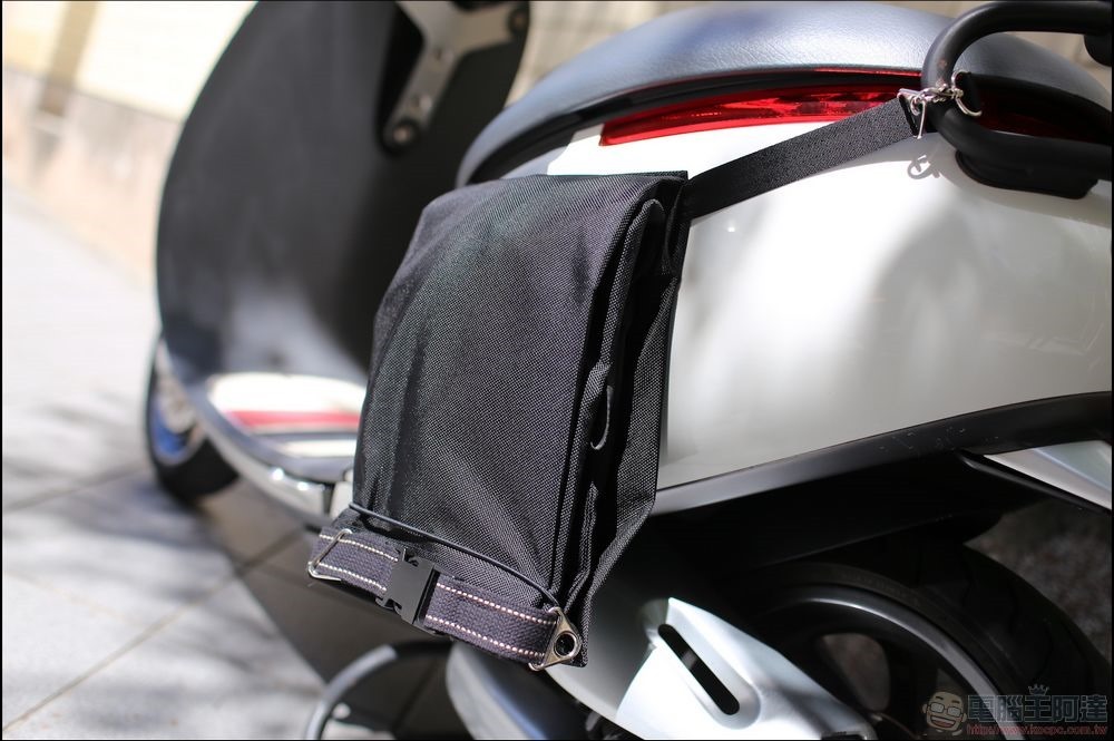 Z BAG 車用快取包 - 24