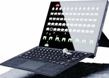 ROG Flow Z13 外觀曝光，可能是一台長得像 Surface Pro 8 卻又能外接顯卡的奇葩筆電