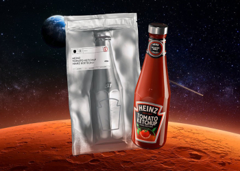 Heinz 亨氏推出「火星限定版亨氏番茄醬」，採用偽火星環境中種植的蕃茄為原料製作