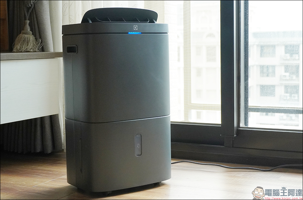 Electrolux 伊萊克斯極適家居700 清淨除濕機開箱｜一級能效、智慧操作，清淨除濕雙效合一！ - 電腦王阿達