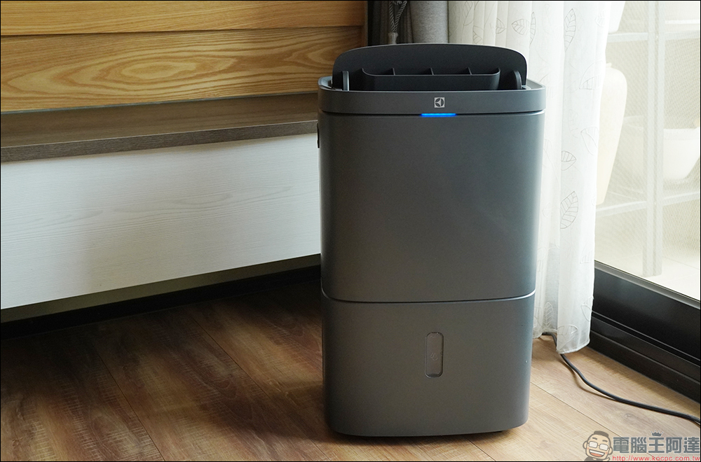 Electrolux 伊萊克斯極適家居700 清淨除濕機開箱｜一級能效、智慧操作，清淨除濕雙效合一！ - 電腦王阿達