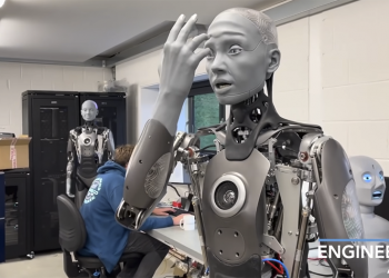 這個表情生動到不行的機器人，有機會跨越恐怖谷？（影片）