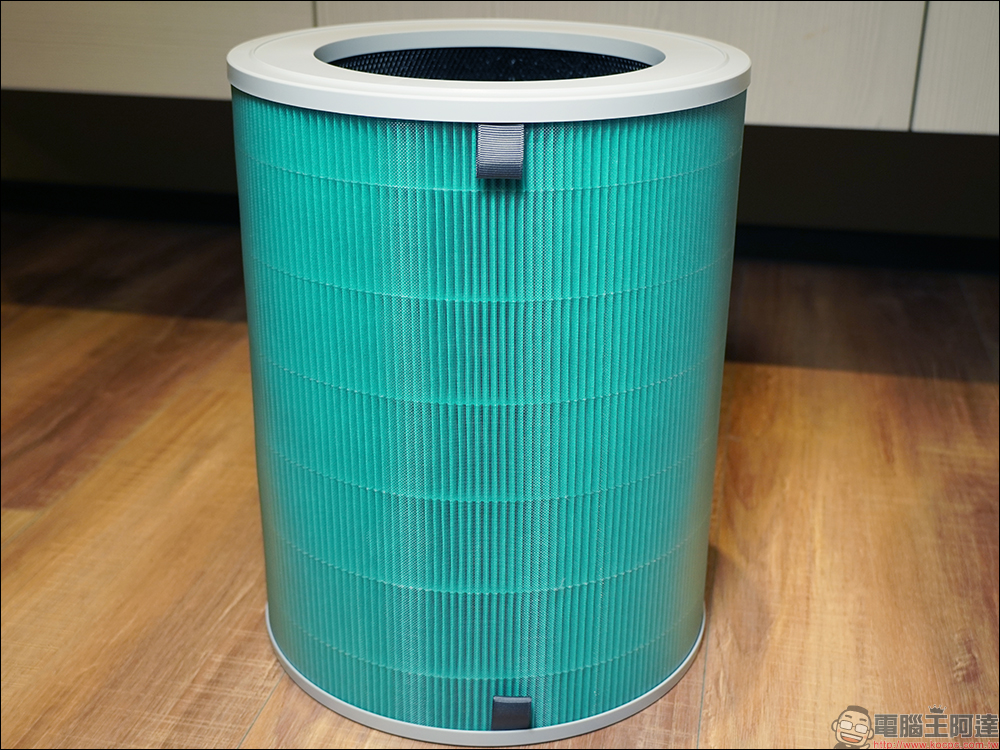 智慧空氣淨化器領導品牌 –小米推 Xiaomi 空氣循環淨化器、 Xiaomi 空氣淨化器 4 開箱評測｜清淨＋循環的最佳空氣品質解決方案 與 全市場最適合個人獨立空間的抗敏專家 - 電腦王阿達
