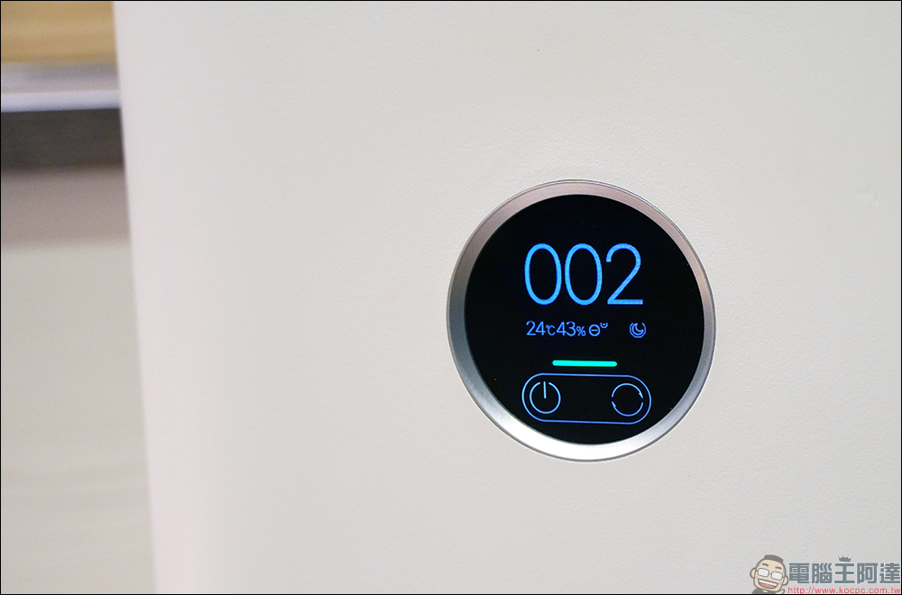 智慧空氣淨化器領導品牌 –小米推 Xiaomi 空氣循環淨化器、 Xiaomi 空氣淨化器 4 開箱評測｜清淨＋循環的最佳空氣品質解決方案 與 全市場最適合個人獨立空間的抗敏專家 - 電腦王阿達