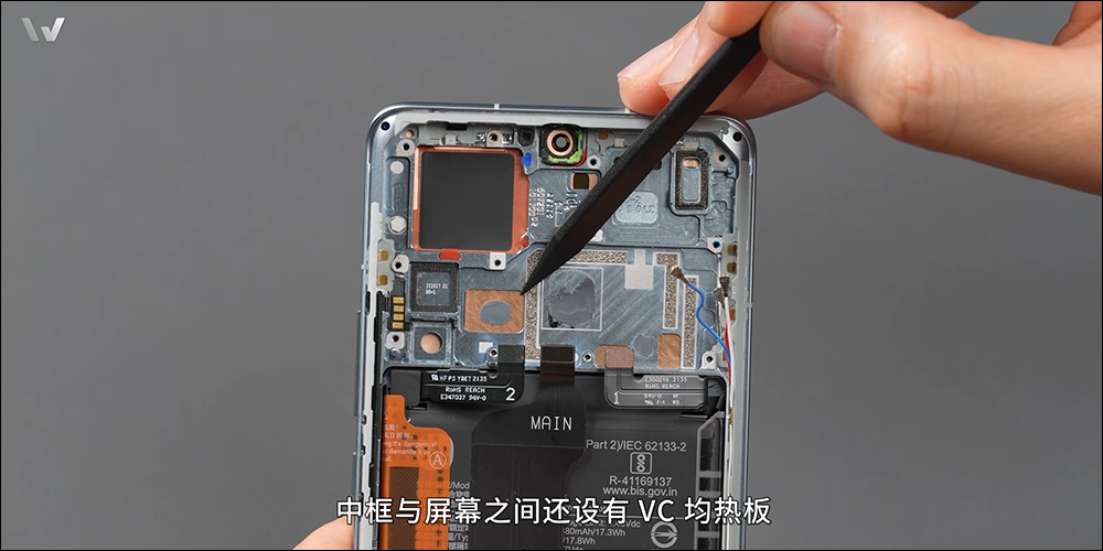 小米 12 Pro 拆解，揭秘全能 Pro 旗艦的機身內部配置 - 電腦王阿達
