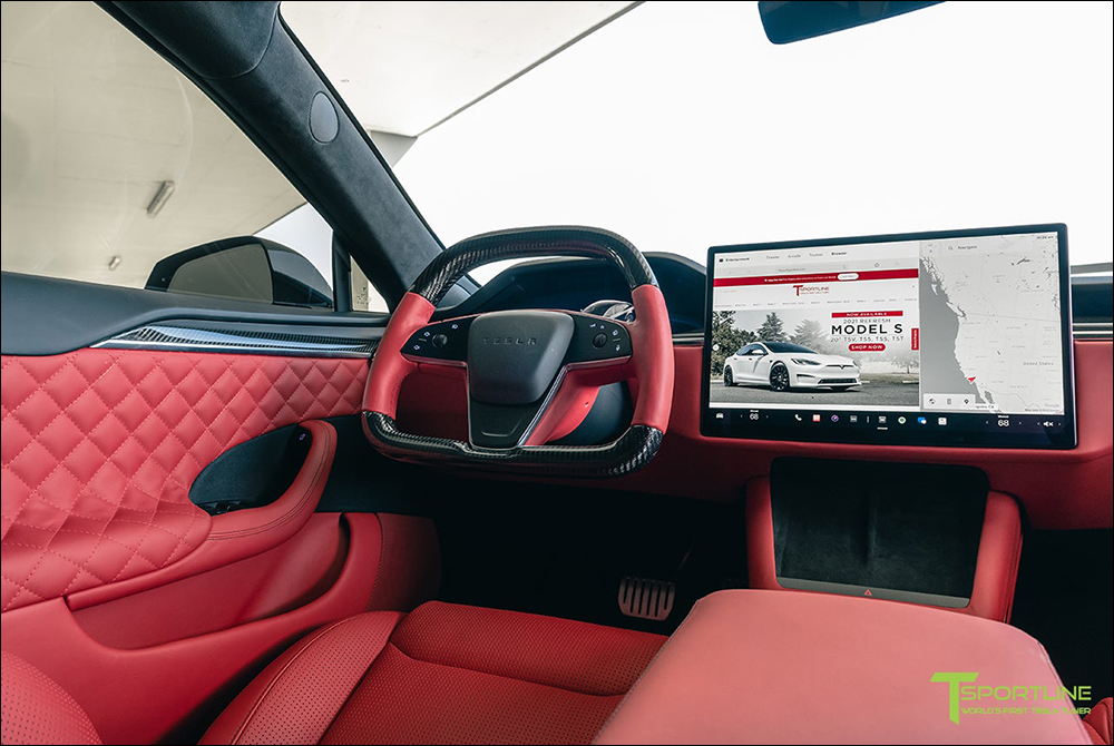 知名特斯拉改裝廠推出 Tesla Model S 、 Model X 的第三方「變種版」 Yoke 方向盤 - 電腦王阿達