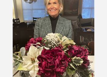 AirPods 也能救命！遭遇重摔意外的女士呼喚 Siri 報警及時得救