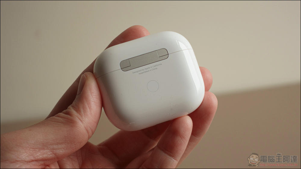 AirPods 3 開箱體驗：通透如常，續航更強 - 電腦王阿達