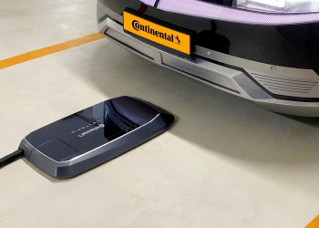 德國馬牌輪胎Continental 與 Volterio 合作 開發電動車全自動充電裝置