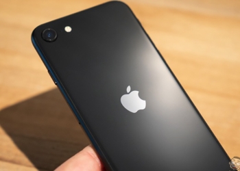 疑似 iPhone SE 3 保護殼上架 Amazon，外殼設計與前代相同