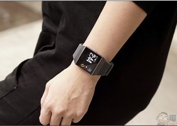 電池過熱導致燙傷問題，Fitbit 召回 169 萬自家首款智慧型手錶 Ionic
