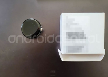 Pixel Watch 原型實機照片洩漏，被遺落在美國一家餐廳中