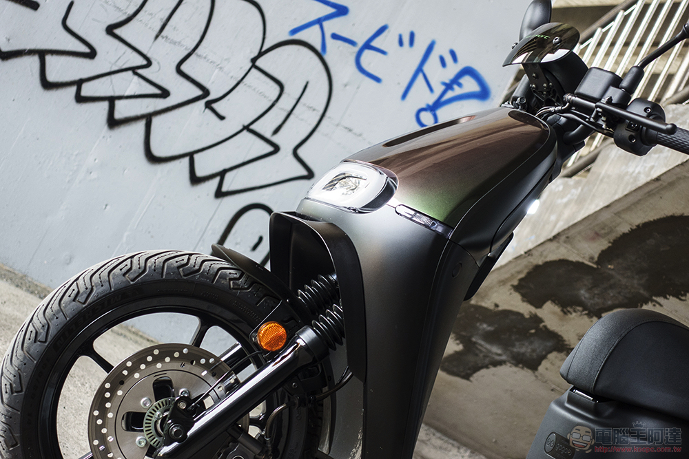 更臻完美智控全局！Gogoro SuperSport ACE 最新 LTE 功能極速實測 - 電腦王阿達