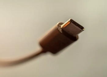 驅動高階顯卡不是夢， Club 3D 推出支援 240W 電力的 USB Type-C 傳輸線