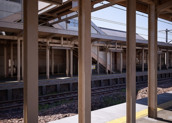 國外藝術家用 Unreal Engine 5 引擎製作 “超真實版” 日本越中大門駛（有影片）