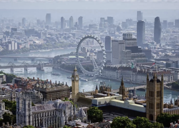 帶你看看 Google Maps 如同空拍一般的「沈浸實景（Immersive View）」功能