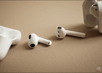 分析師預測接下來包括 AirPods 等 Apple 配件，也將跟進 iPhone 15 捨棄 Lightning 改為 USB-C 規格