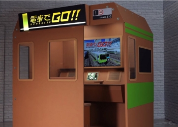 日本達人以紙板打造遊戲《電車GO！ 》車廂 在家就能體驗街機駕駛樂趣