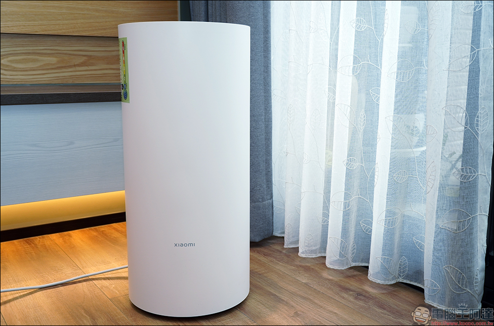 梅雨就買這台！Xiaomi 智慧除濕機開箱、評測｜極致美型的乾衣救星！最高 20L 日除濕力、米家 App 智慧控制、一級能效標章 - 電腦王阿達