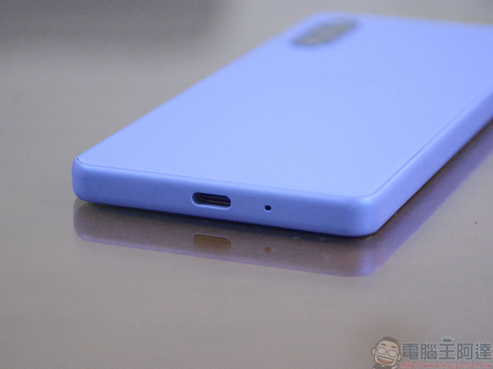 Sony Xperia 10 IV 開箱看重點：超乎想像的輕薄，超乎預期的續航力 - 電腦王阿達