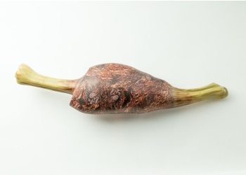  CAPCOM 官方商店販售《魔物獵人》生肉及全熟肉抱枕，骨頭油花再現