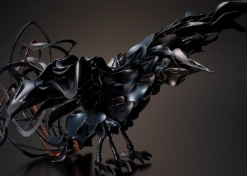 不死鳥的本體其實是氣球，日本藝術家利用素材的弧線做出了奇幻風格的作品