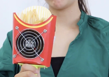 日本網友自製超無用發明，能吹出「麥當勞薯條風味」的手持電扇