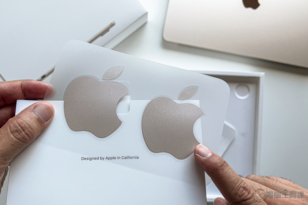 M2 MacBook Air 開箱體驗 ：美型新設計與更強 Apple 晶片效能值得 M1 使用者升級嗎？ - 電腦王阿達